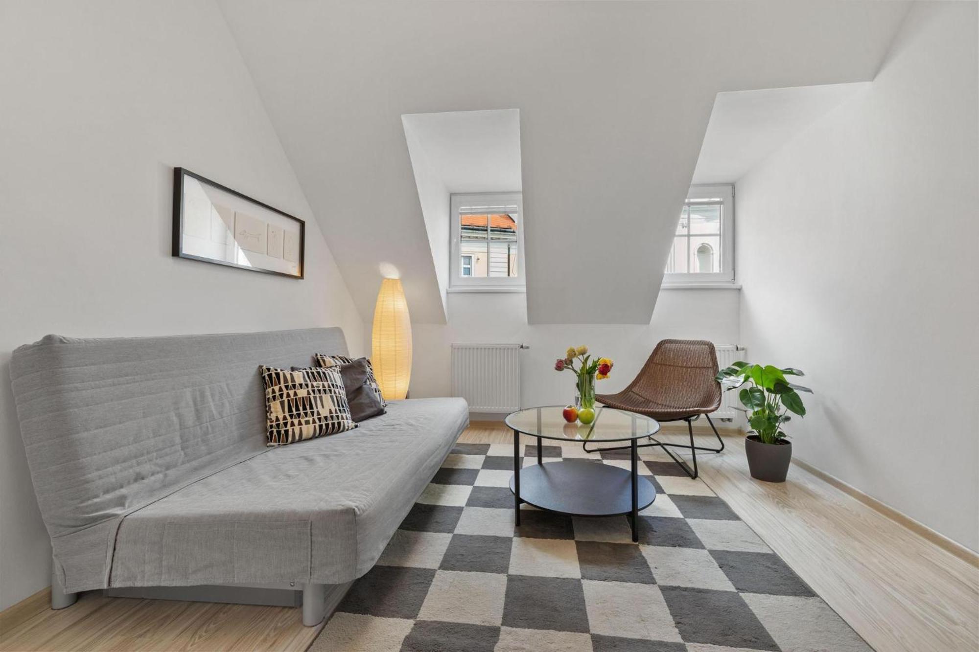 Apple Apartment Bratislava Esterno foto
