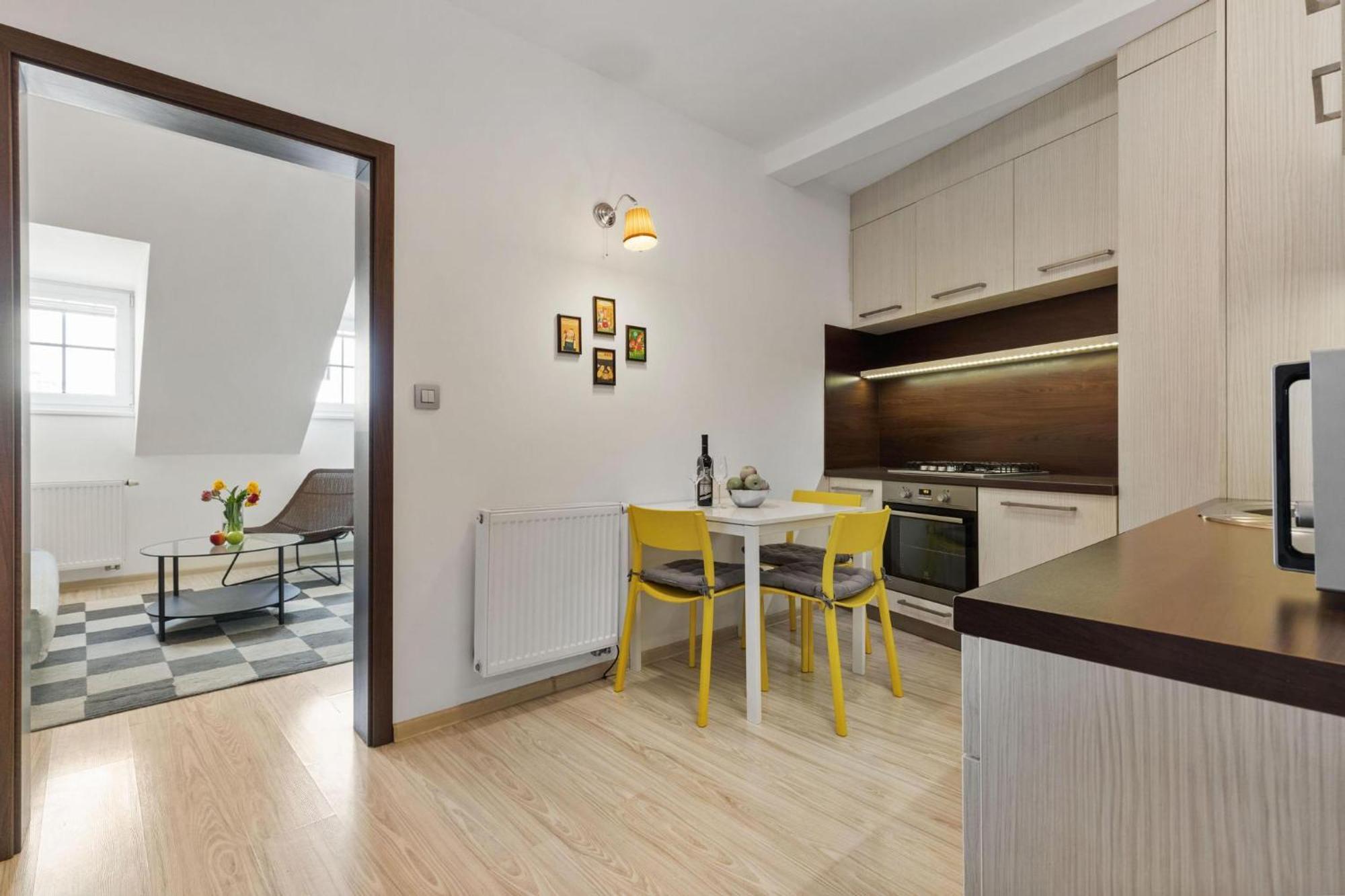 Apple Apartment Bratislava Esterno foto